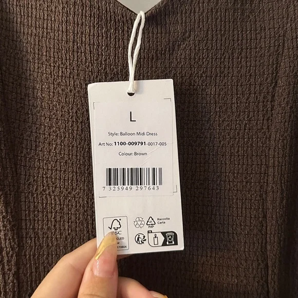 Elegant Brown Midi Dress - Picture 4 of 6